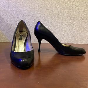 Dolce & Gabbana Black Leather Pumps IT 38